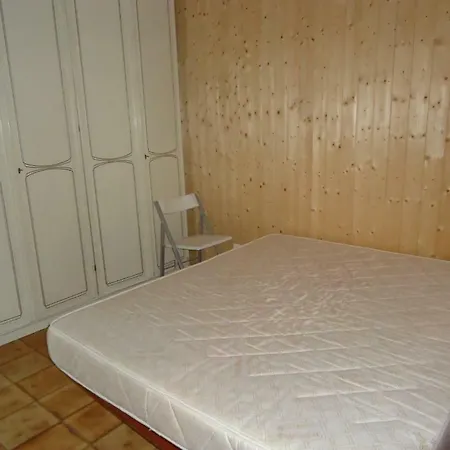 Апартаменты Via Laureto 12 *